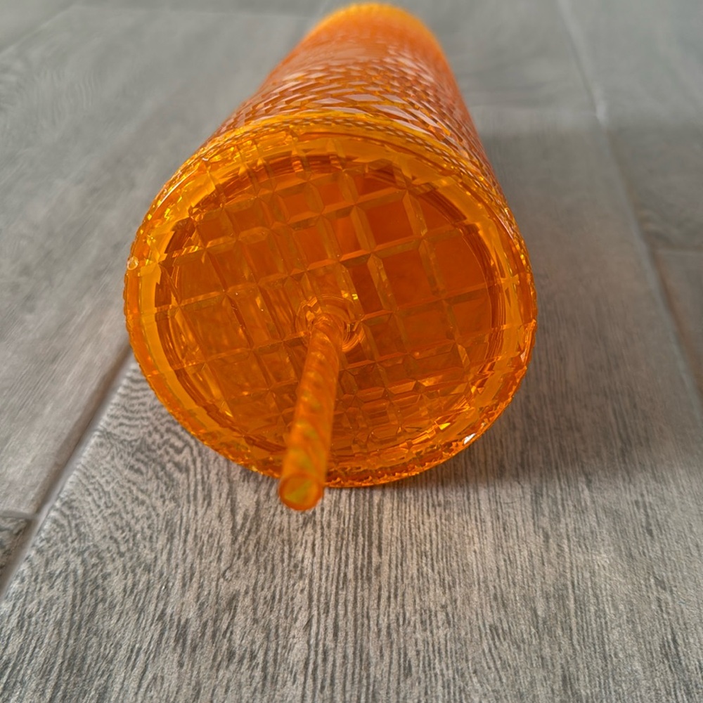 Starbucks Mango Venti Tumbler - Orange (24oz) - Picture 4 of 5